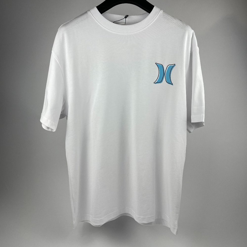 Contemporary White T-Shirt with Blue Logo Accent